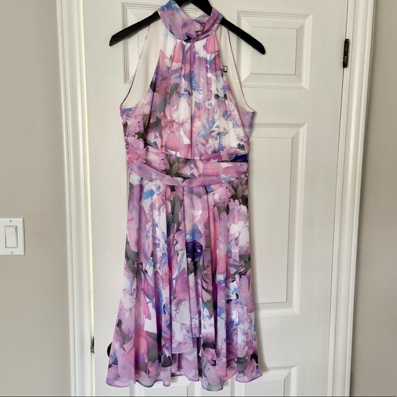 Le Chateau Floral Halter Dress with Ties At Neck. - Picture 2 of 4
